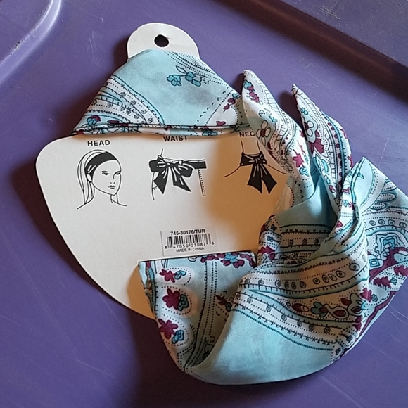 Scarve 70" Multi Use Head Waist Neck - Picture 2 of 2